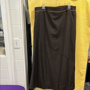 Elegant Brown Women's Skirts size 14 zipper in back lined dark brown